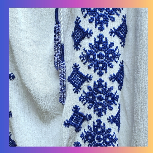 Beach Cover-up Embroidered - Picture 3 of 10